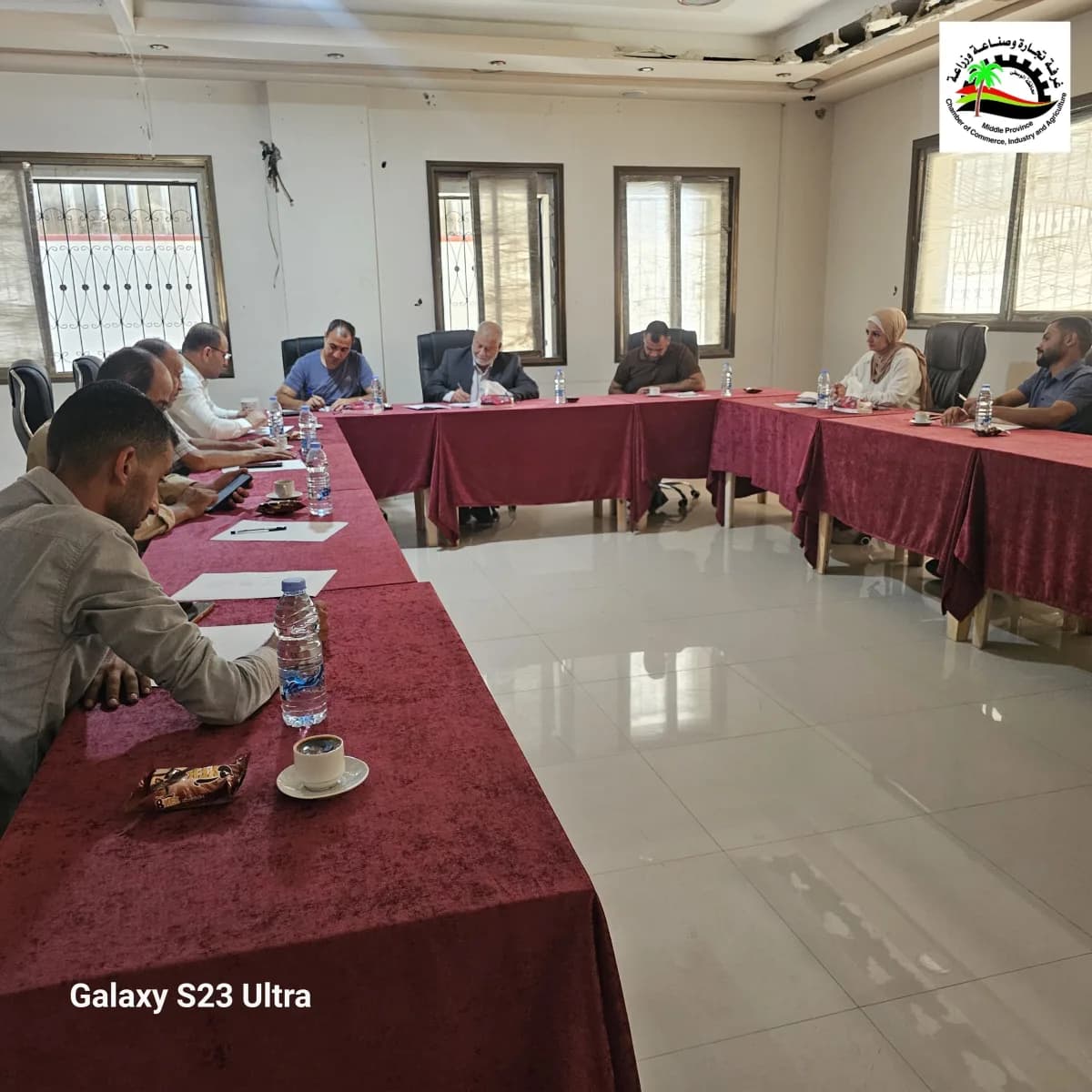 Middle Governorate Chamber of Commerce, Industry and Agriculture Holds a Coordination Meeting with Al-Maghazi and Al-Masdar Municipalities to Discuss Joint Cooperation